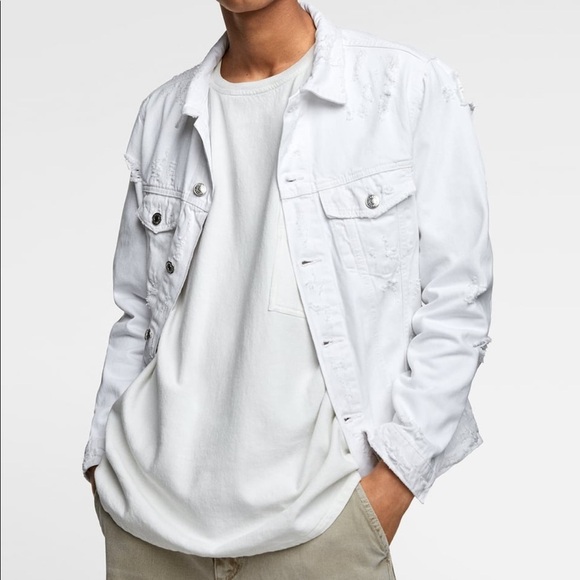 ZARA MAN BNWT Ripped Denim Jacket - Picture 2 of 8
